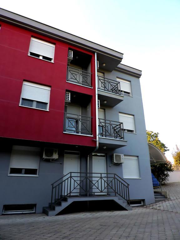 B&B Zmajevo Gnezdo 021 Sremska Kamenica Esterno foto